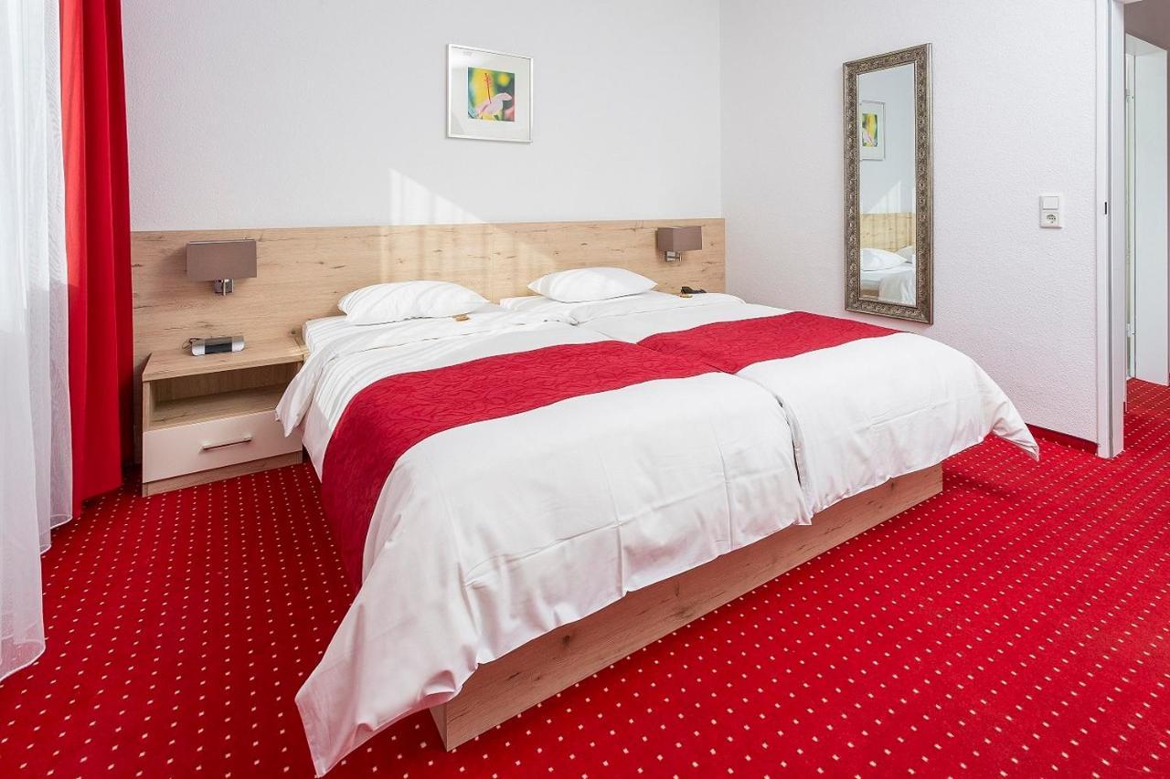 Hanse Hotel Зост Экстерьер фото